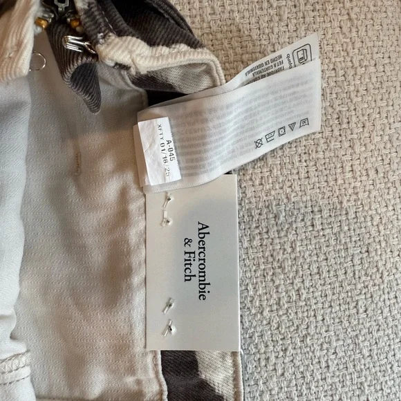 Abercrombie Cow Print Skirt size 26 - Picture 4 of 9